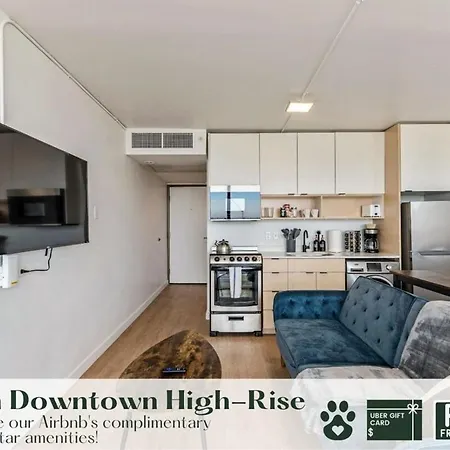 Appartement Modern Downtown High Rise Gym Free Pkg